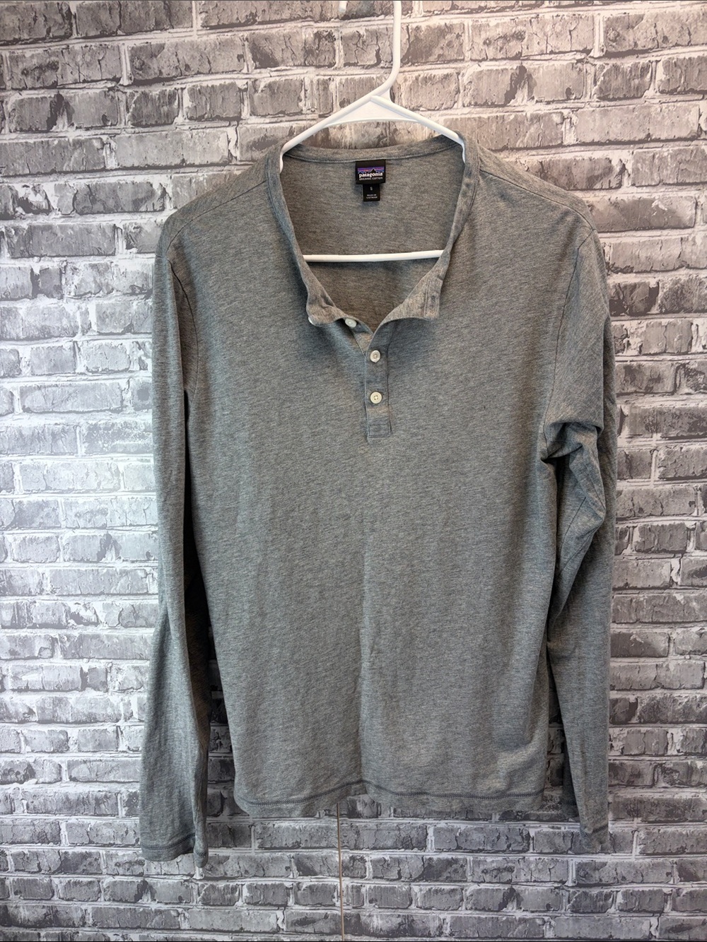 Patagonia Men's Long-Sleeve Henley Shirt - Gray
